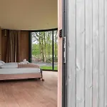 Lumipod - Luxe Glazen Design‑pod *