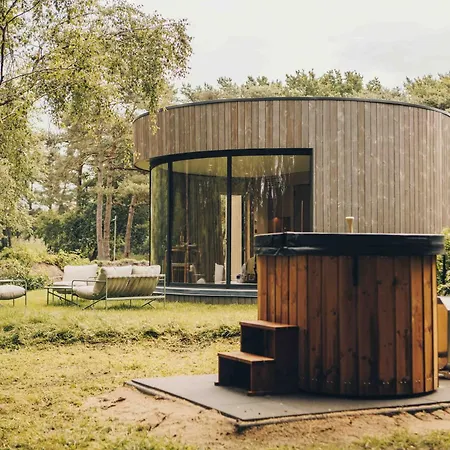 Lumipod - Luxe Glazen Design‑pod Nyaraló Wilsum