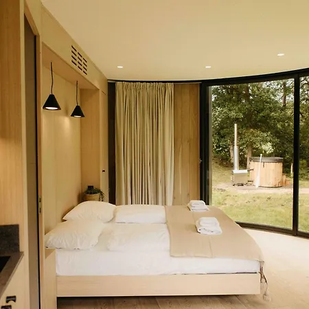 Nyaraló Lumipod - Luxe Glazen Design‑pod *
