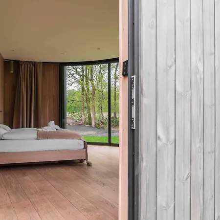 Lumipod - Luxe Glazen Design‑pod *