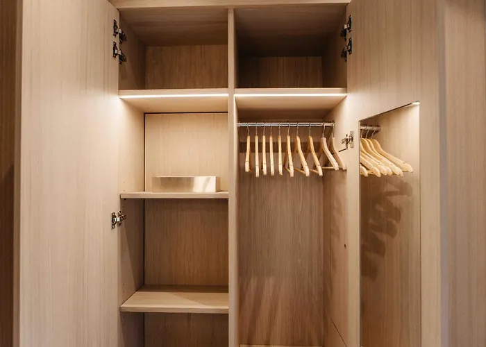 Lumipod - Luxe Glazen Design‑Pod 度假居