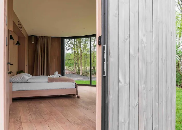 Lumipod - Luxe Glazen Design‑Pod *